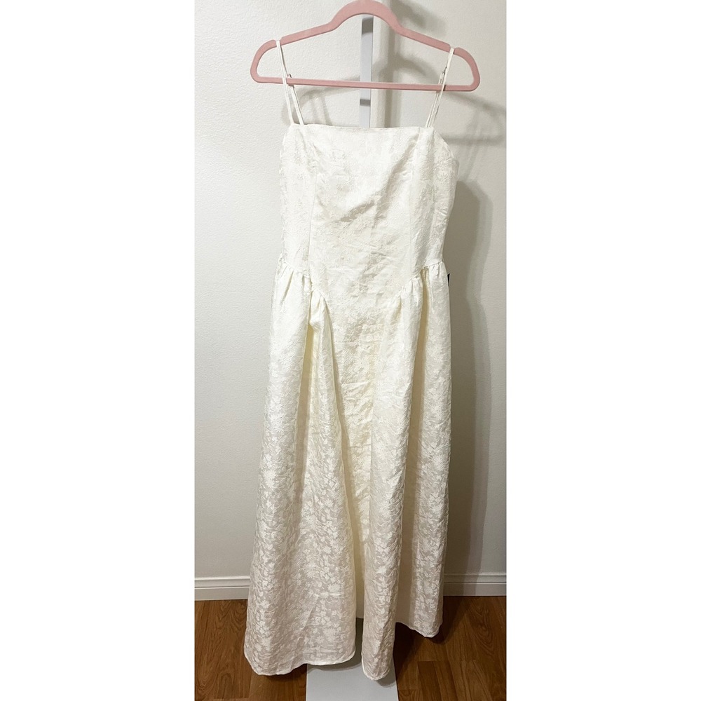NWT Lulus Gorgeous Extravagance Ivory Floral Jacquard Maxi Dress Medium - Picture 5 of 13